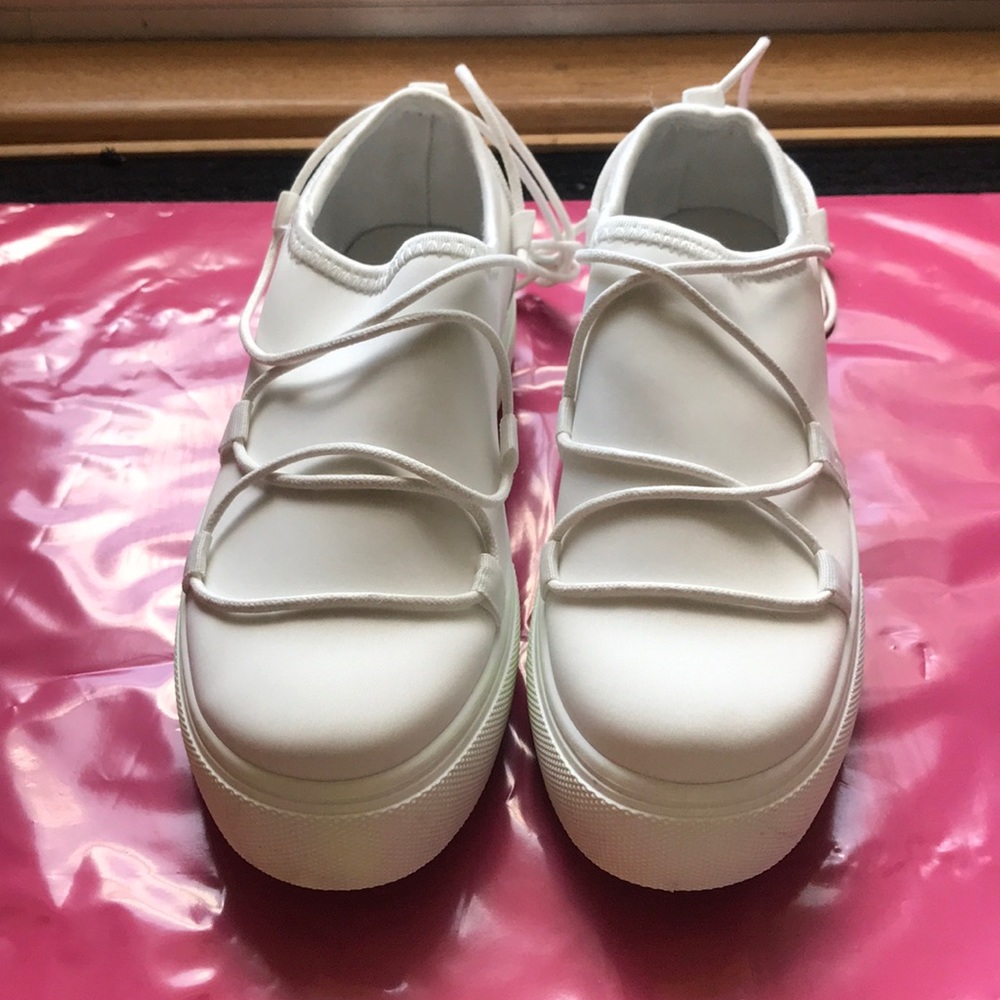 🤍white platform sneakers with lace up🤍 - Picture 3 of 8